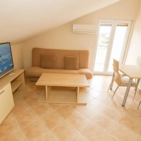 Bondi Lägenhet Makarska