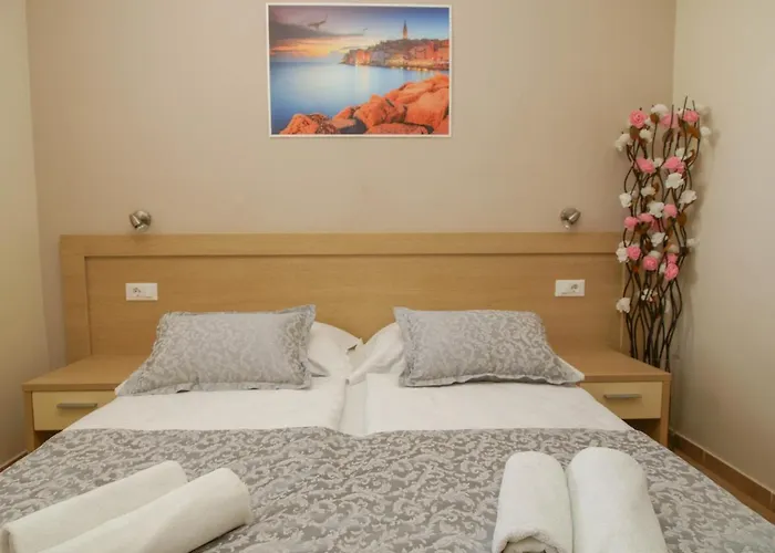 Bondi * Makarska
