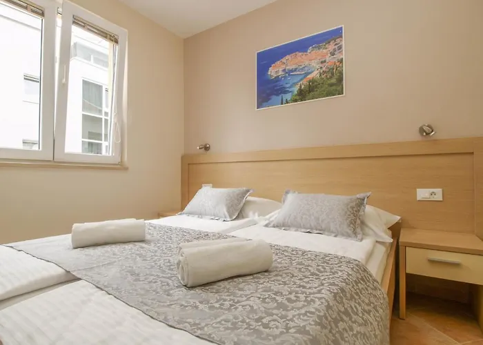 Bondi * Makarska